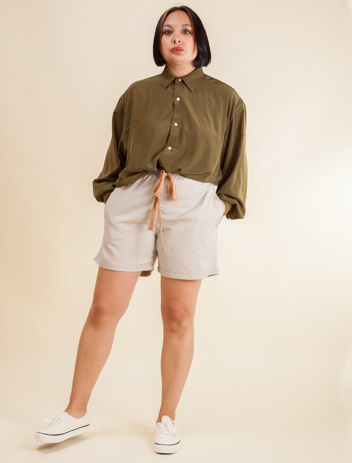 Relaxed Shorts- Crema