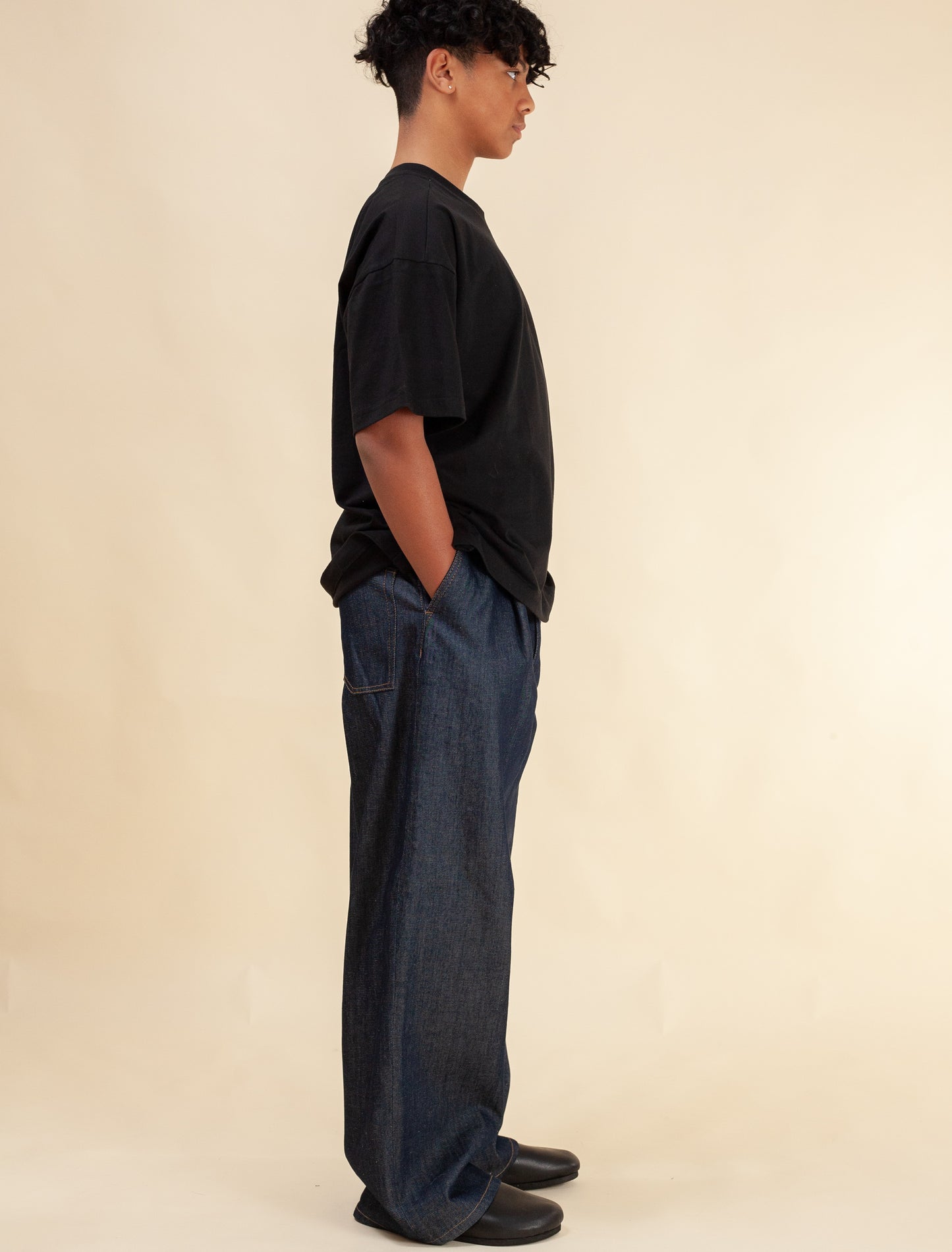 Utility T-shirt (BLACK)