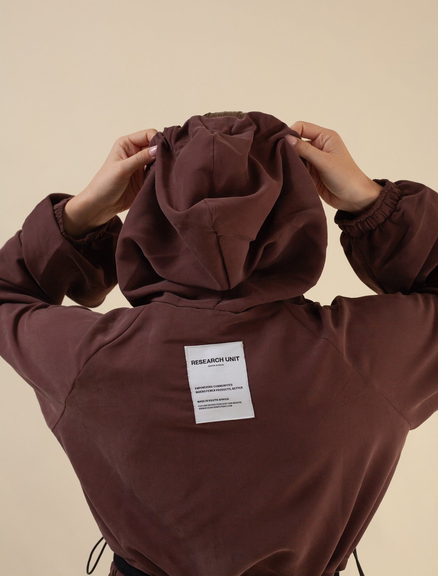 Keiko cropped jacket (Beetroot)