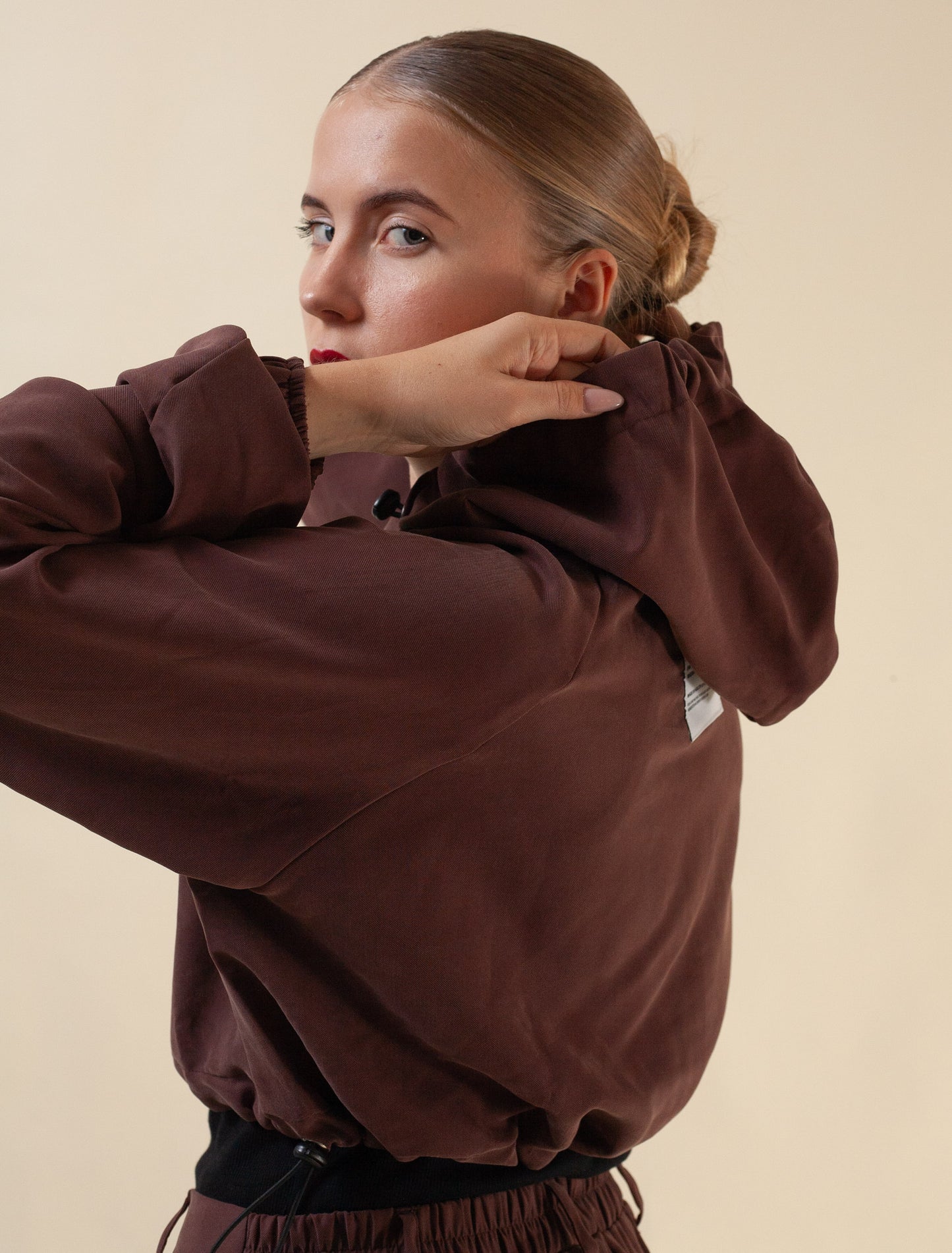 Keiko cropped jacket (Beetroot)