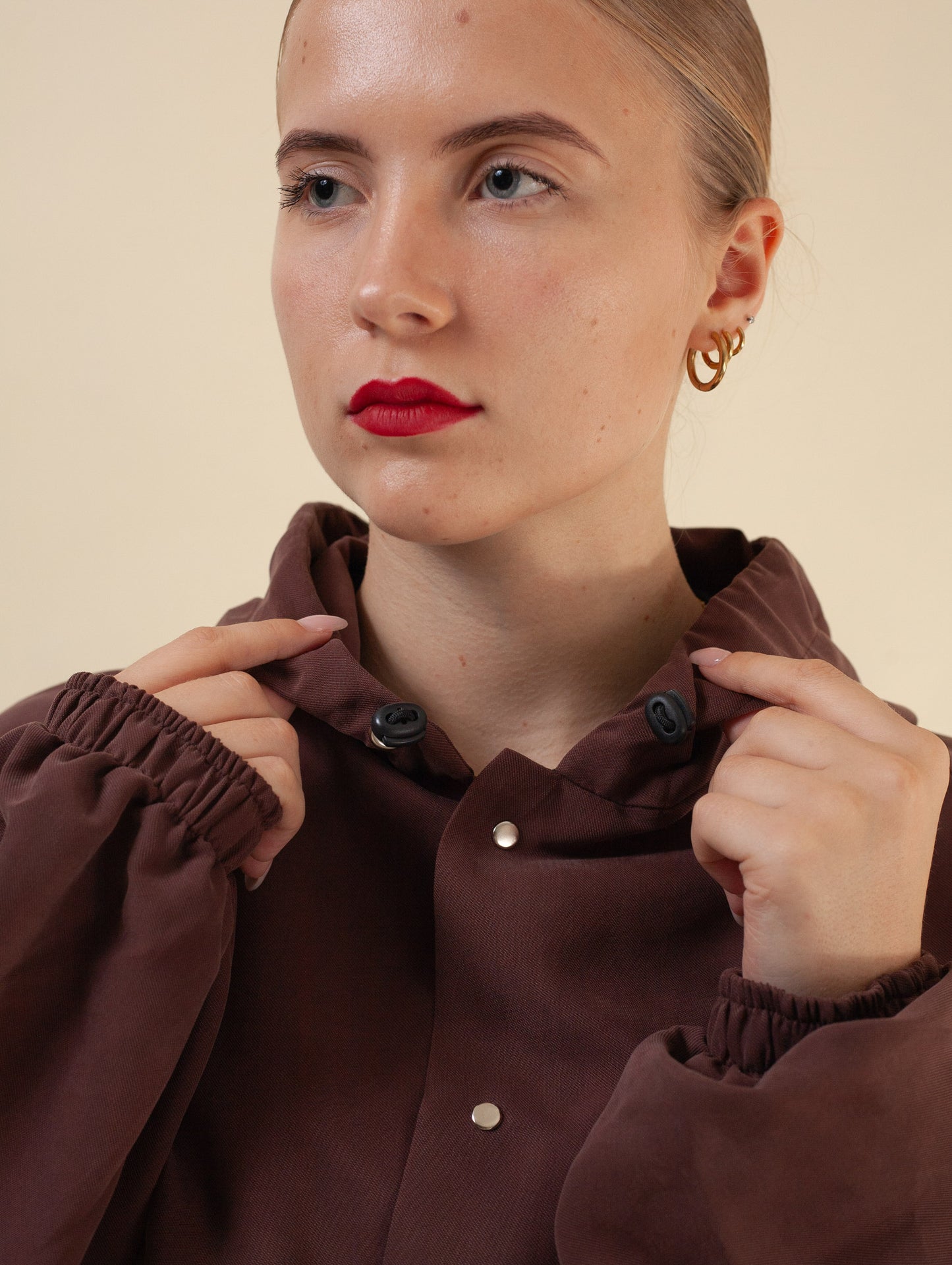 Keiko cropped jacket (Beetroot)
