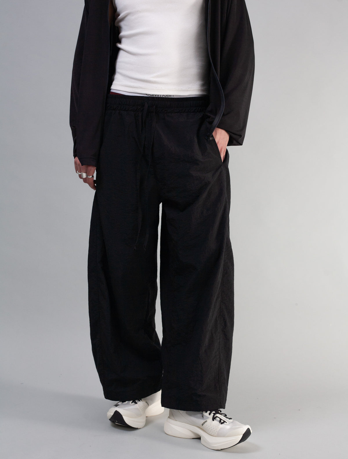 Barrel Pants Tech (Black)
