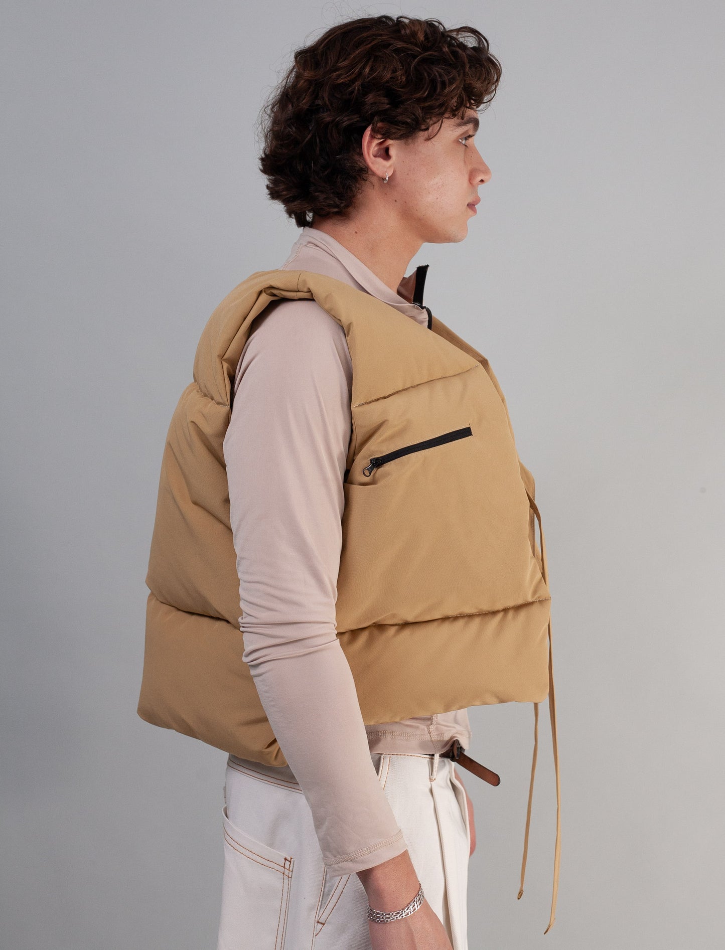 Sleeveless Puffer (Dune)