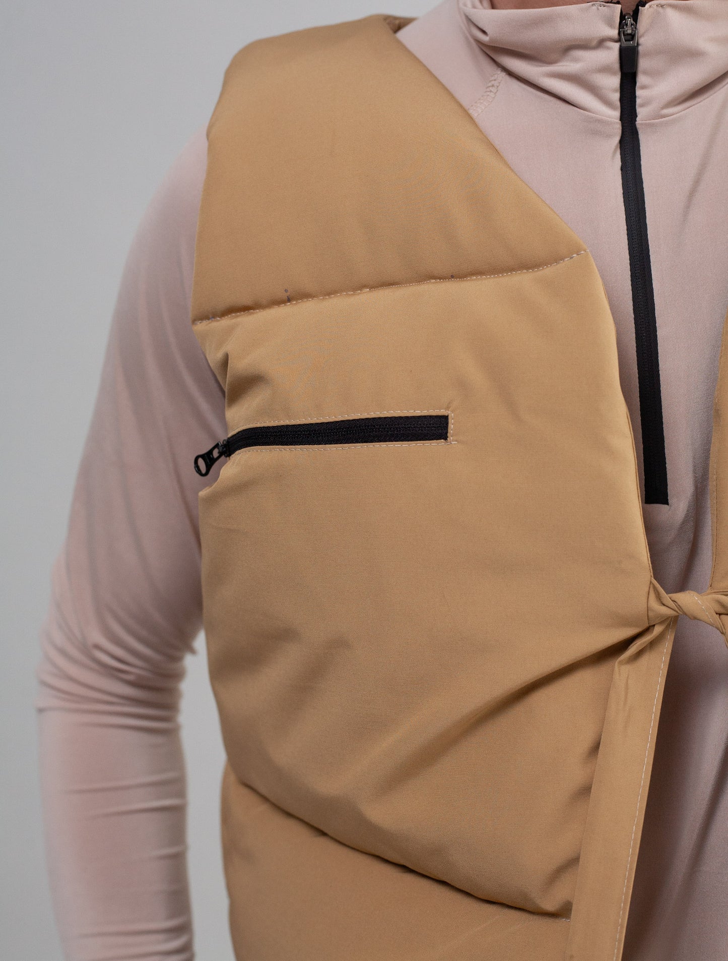 Sleeveless Puffer (Dune)