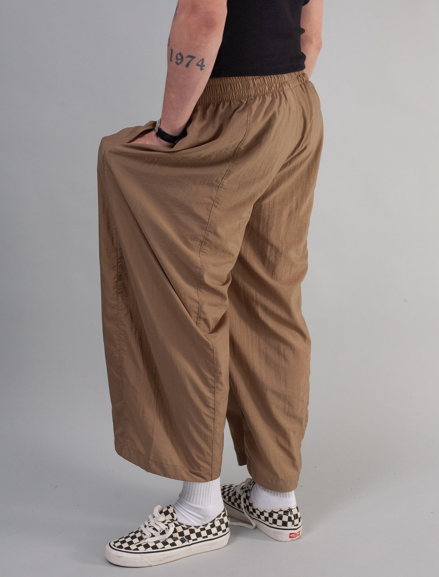 Barrel Pants Tech ( Stone )