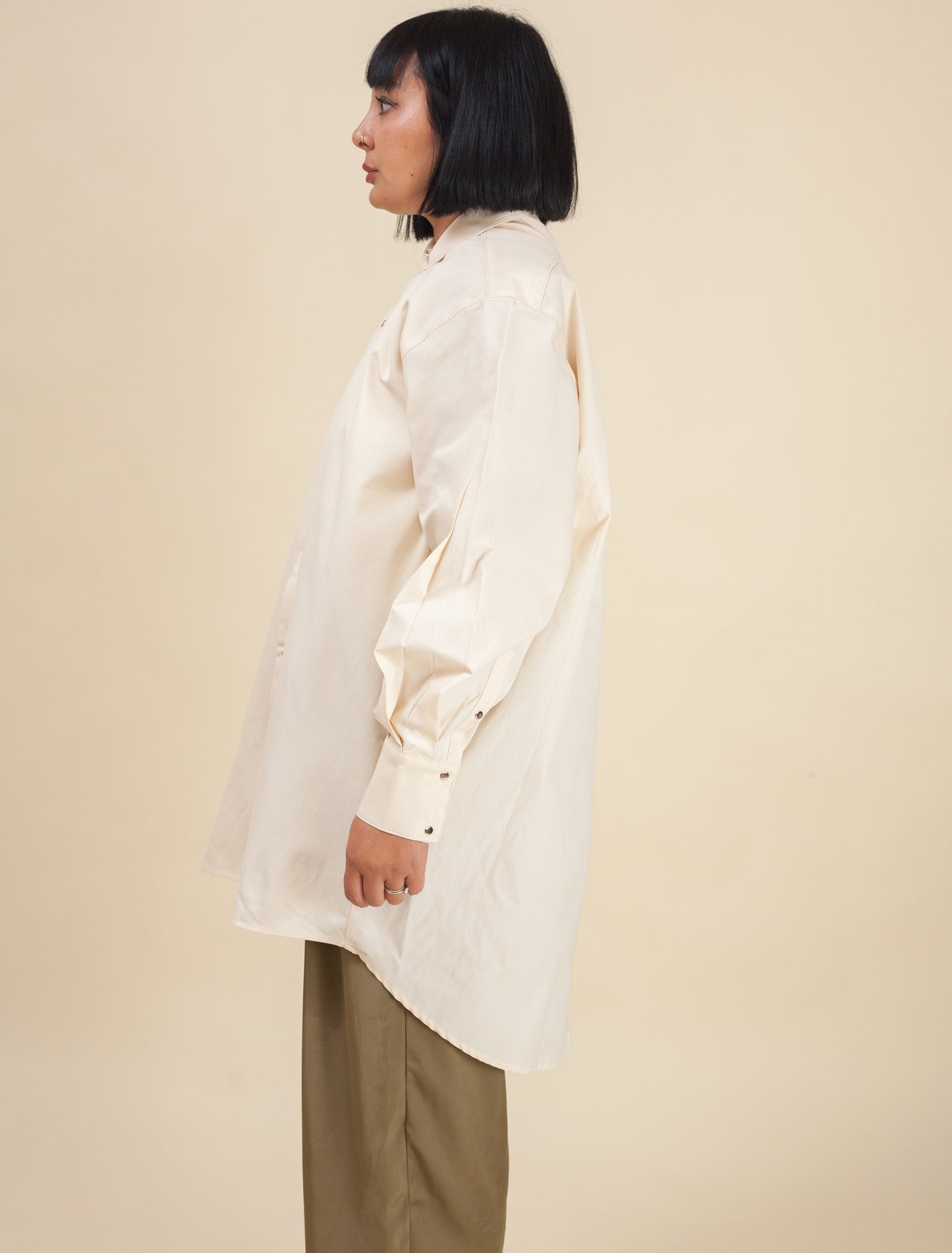 Mid-Length Shirt (Vanilla)