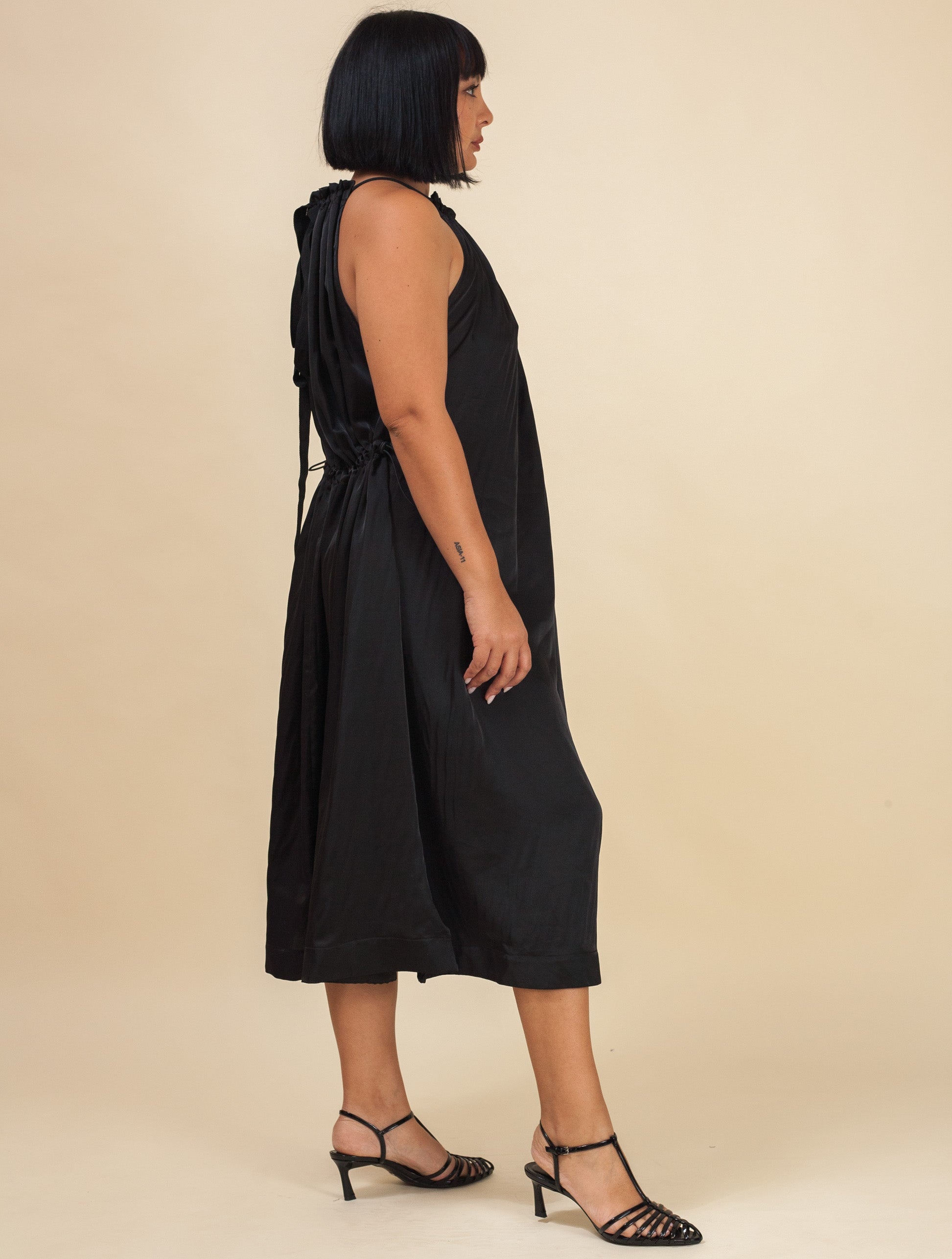 Halter Dress Satin (Black)