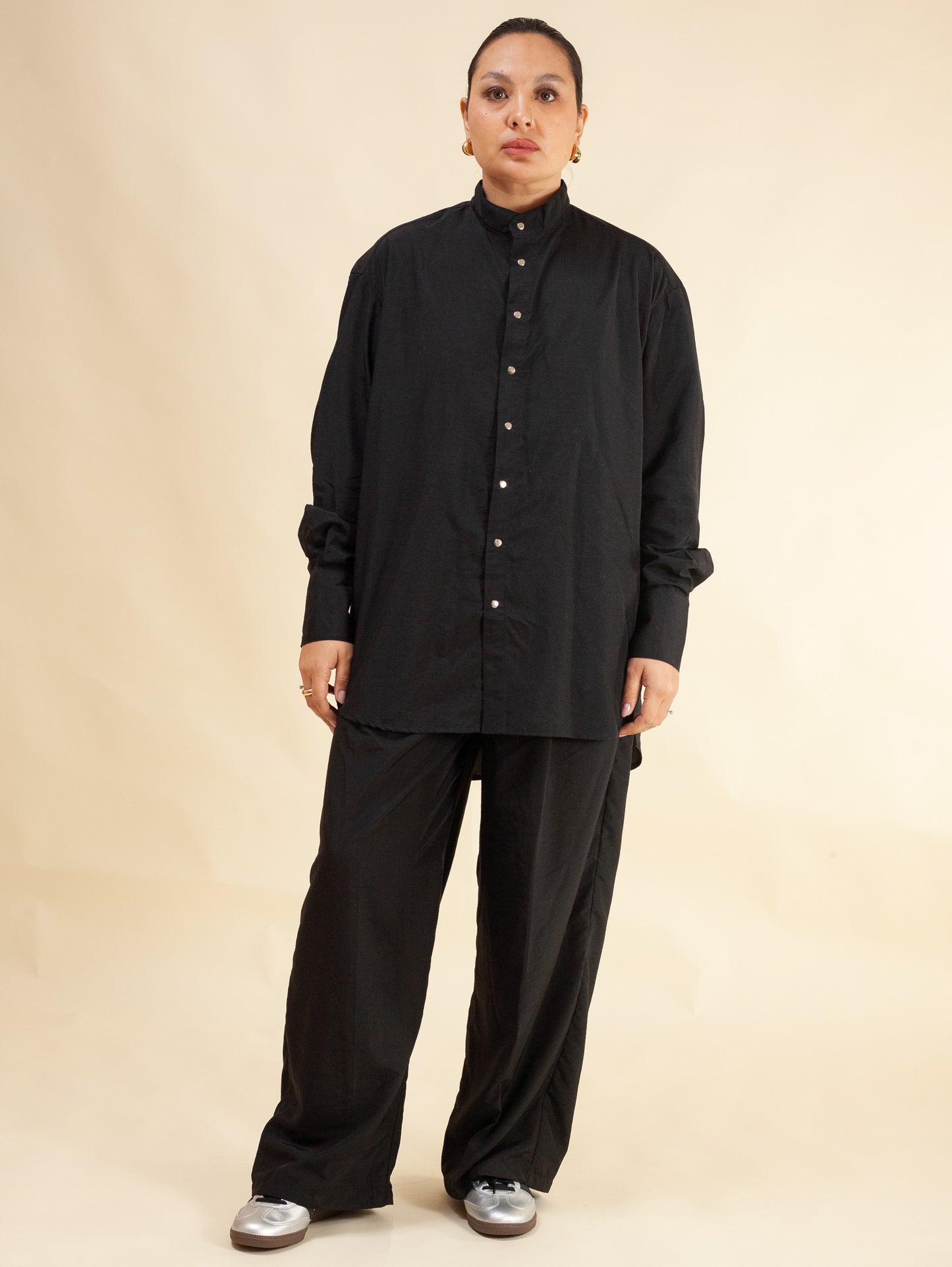 Mid-Length Shirt Black (Tech)