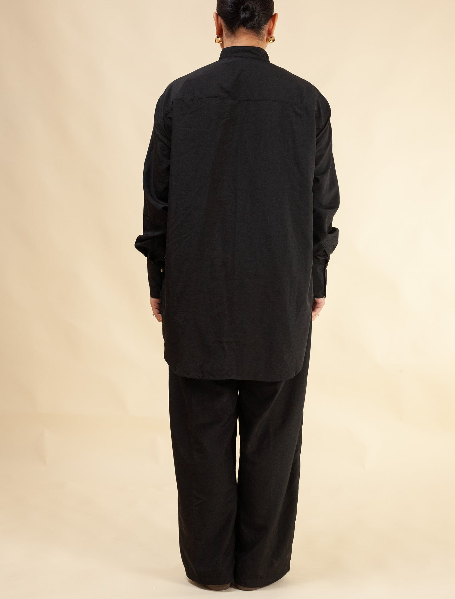 Mid-Length Shirt Black (Tech)