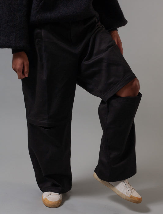 Kojima Jeans with knee slits ( Black )