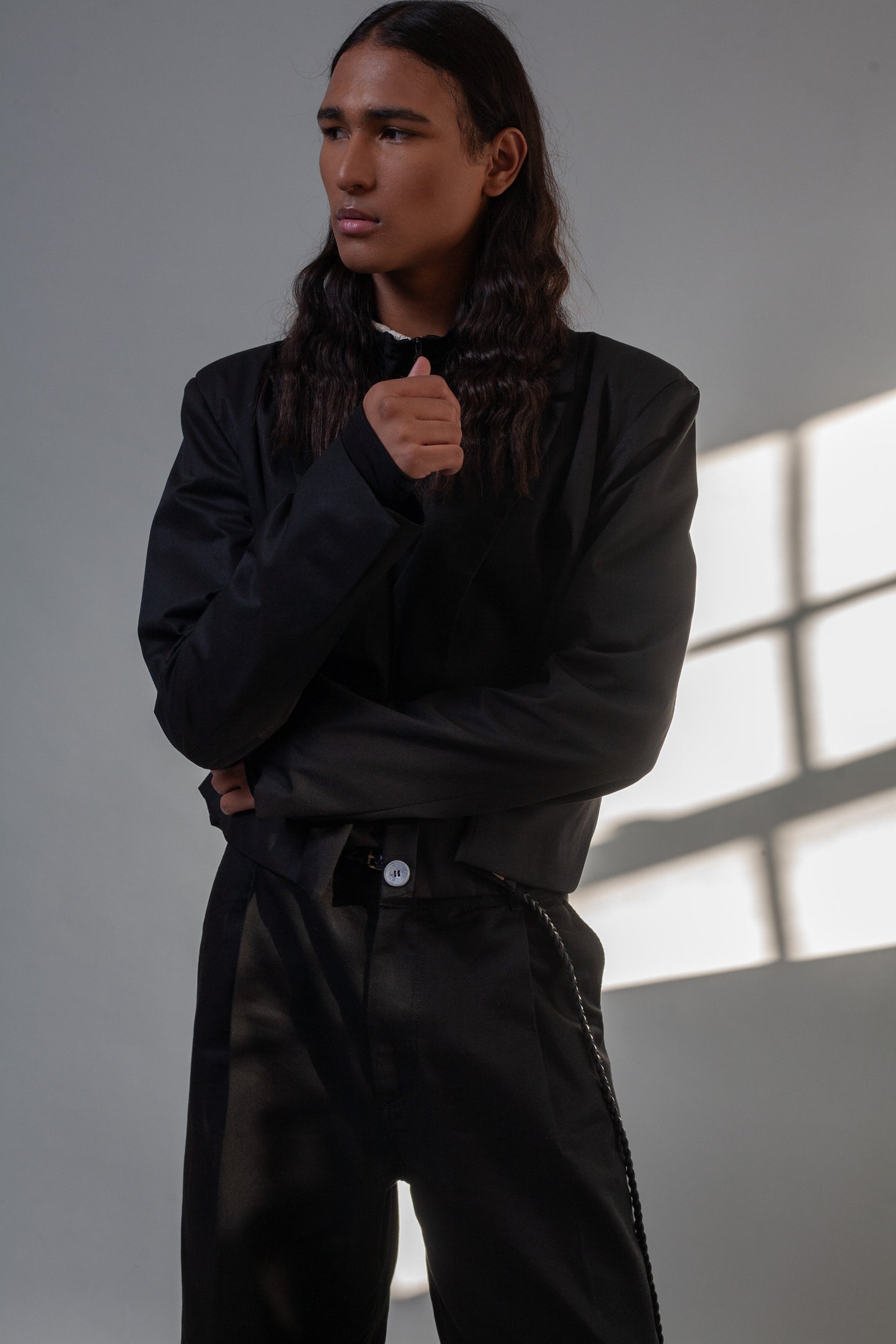 Matter Cropped Blazer ( Black )