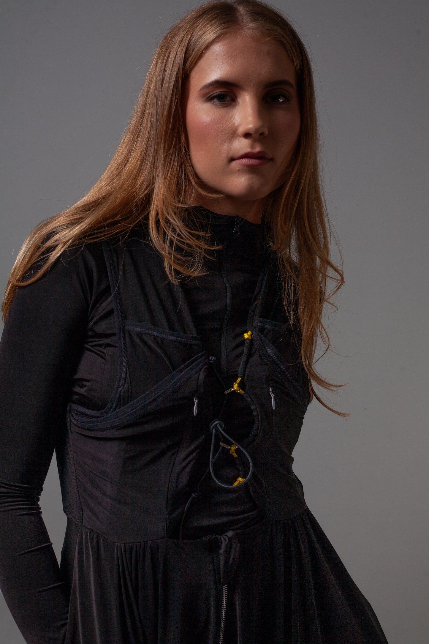 Gilet Tech Dress (Black)