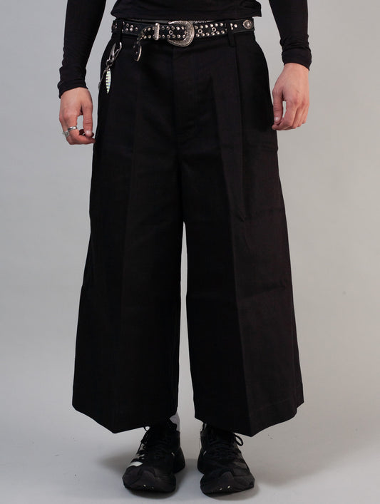 Demna Cropped Jeans (Black)
