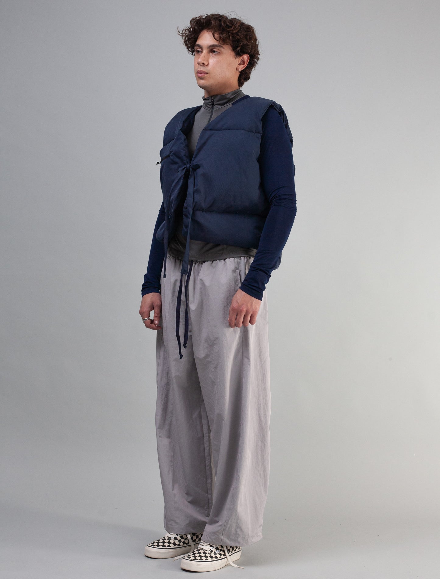 Sleeveless Puffer (Navy)