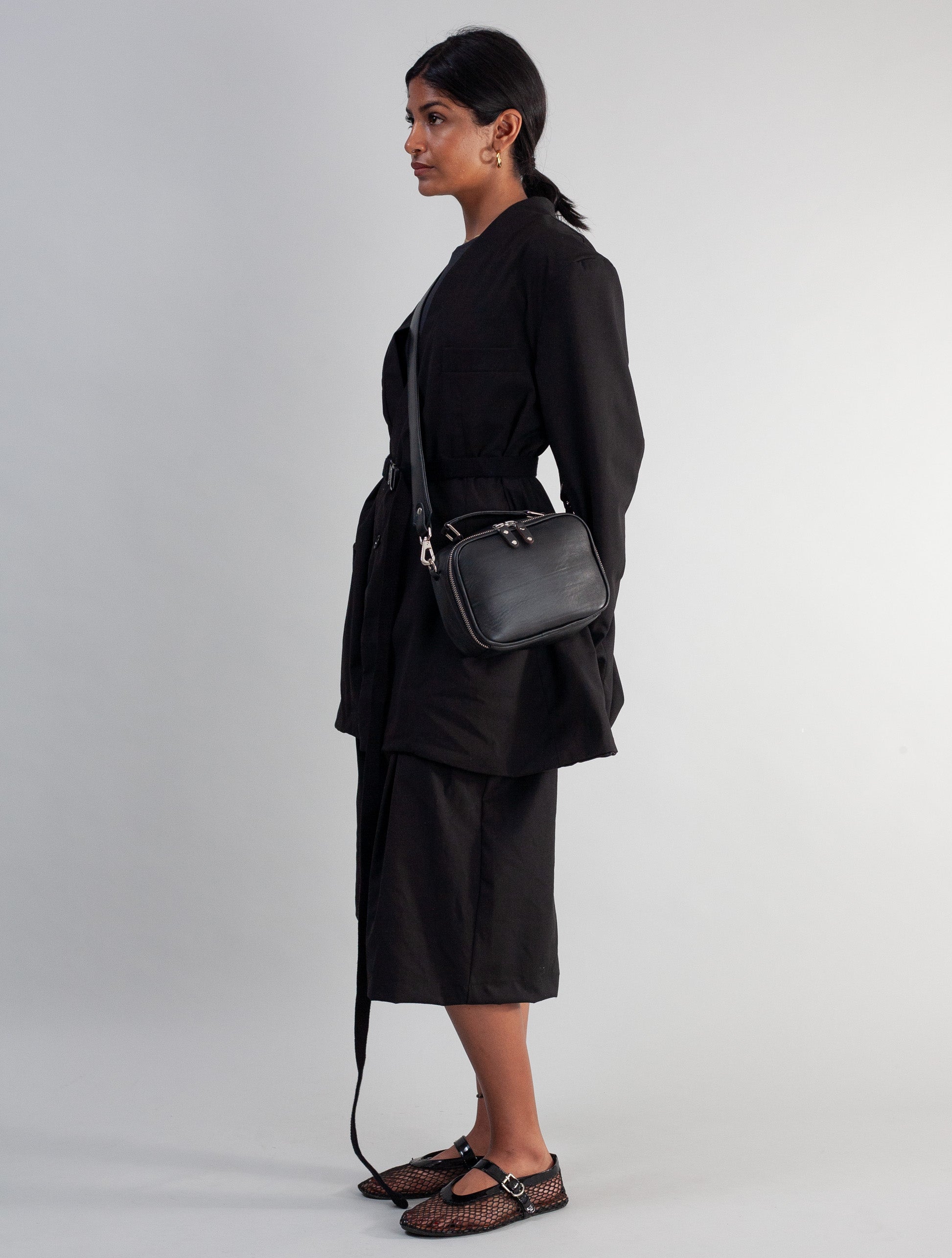 Cross body Bag (Lambskin Nappa Black)