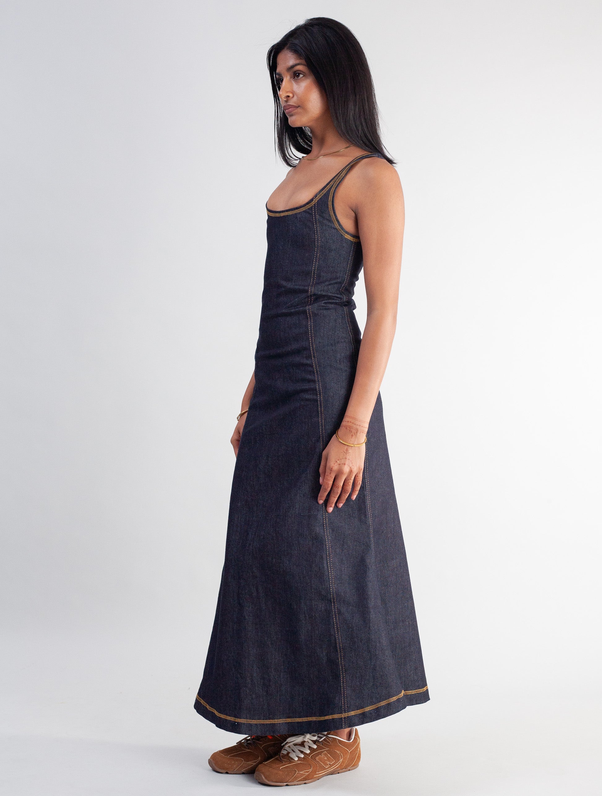 Décolletage dress ( Denim )