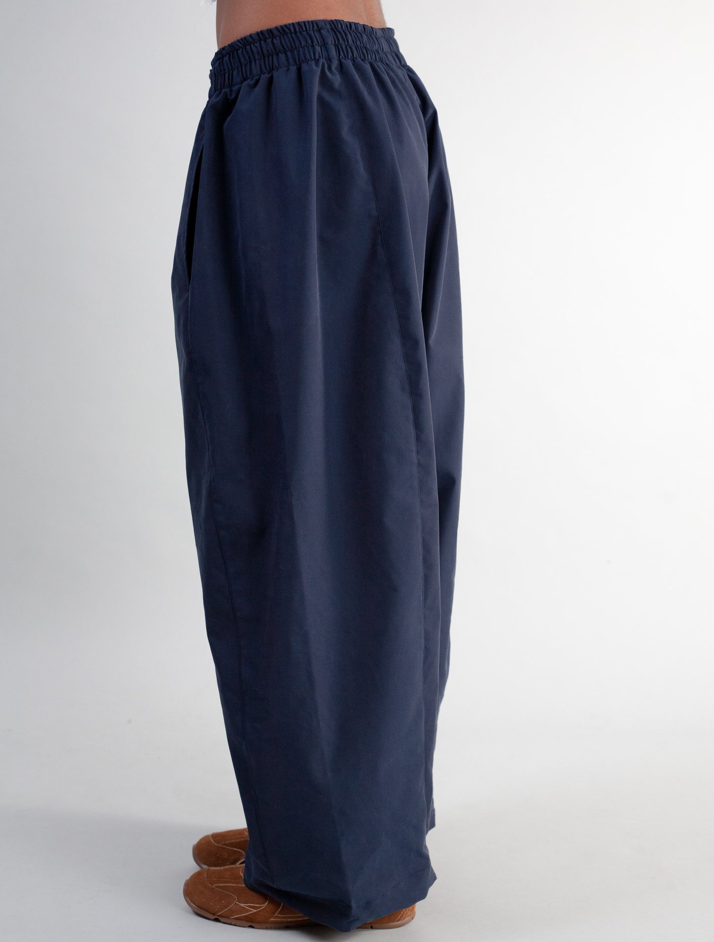 Barrel Pants Tech ( Navy )