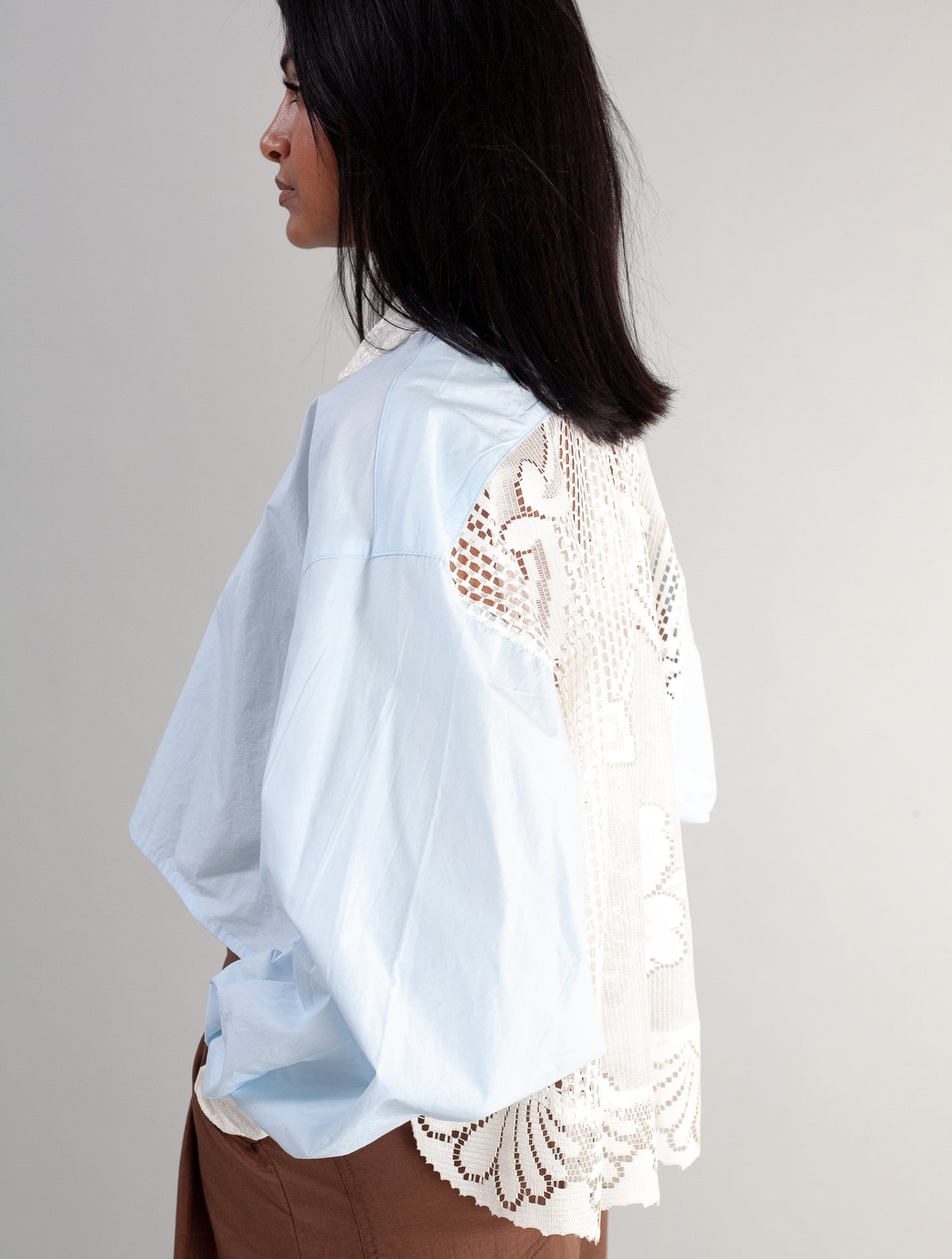 Cropped Shirt (Baby blue poplin and Lace )