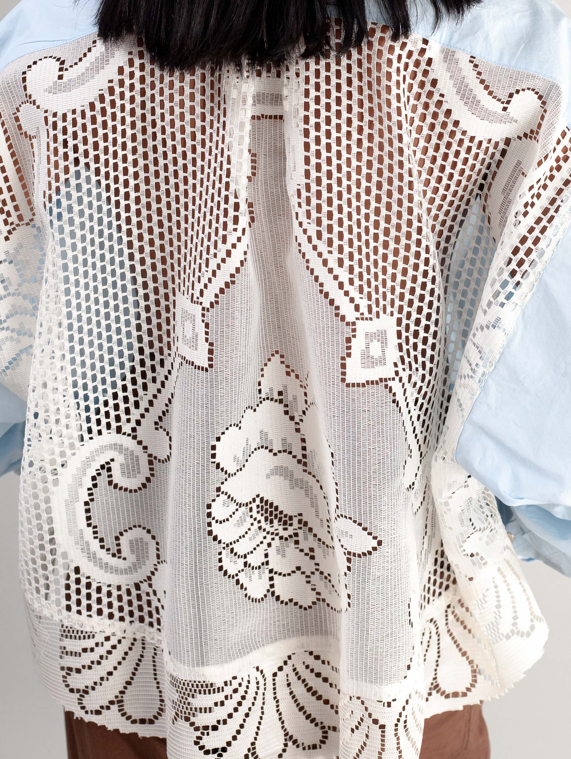 Cropped Shirt (Baby blue poplin and Lace )