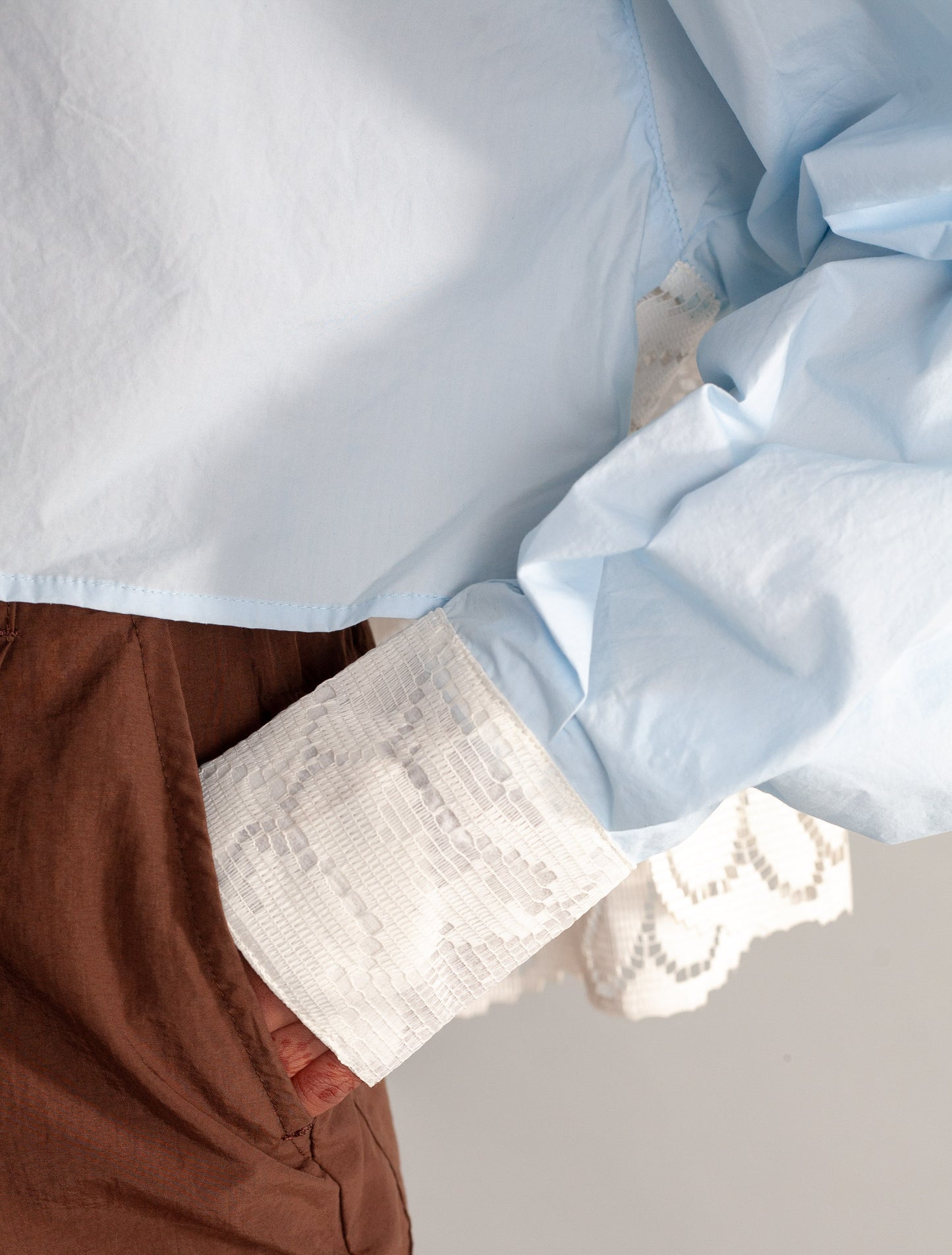Cropped Shirt (Baby blue poplin and Lace )