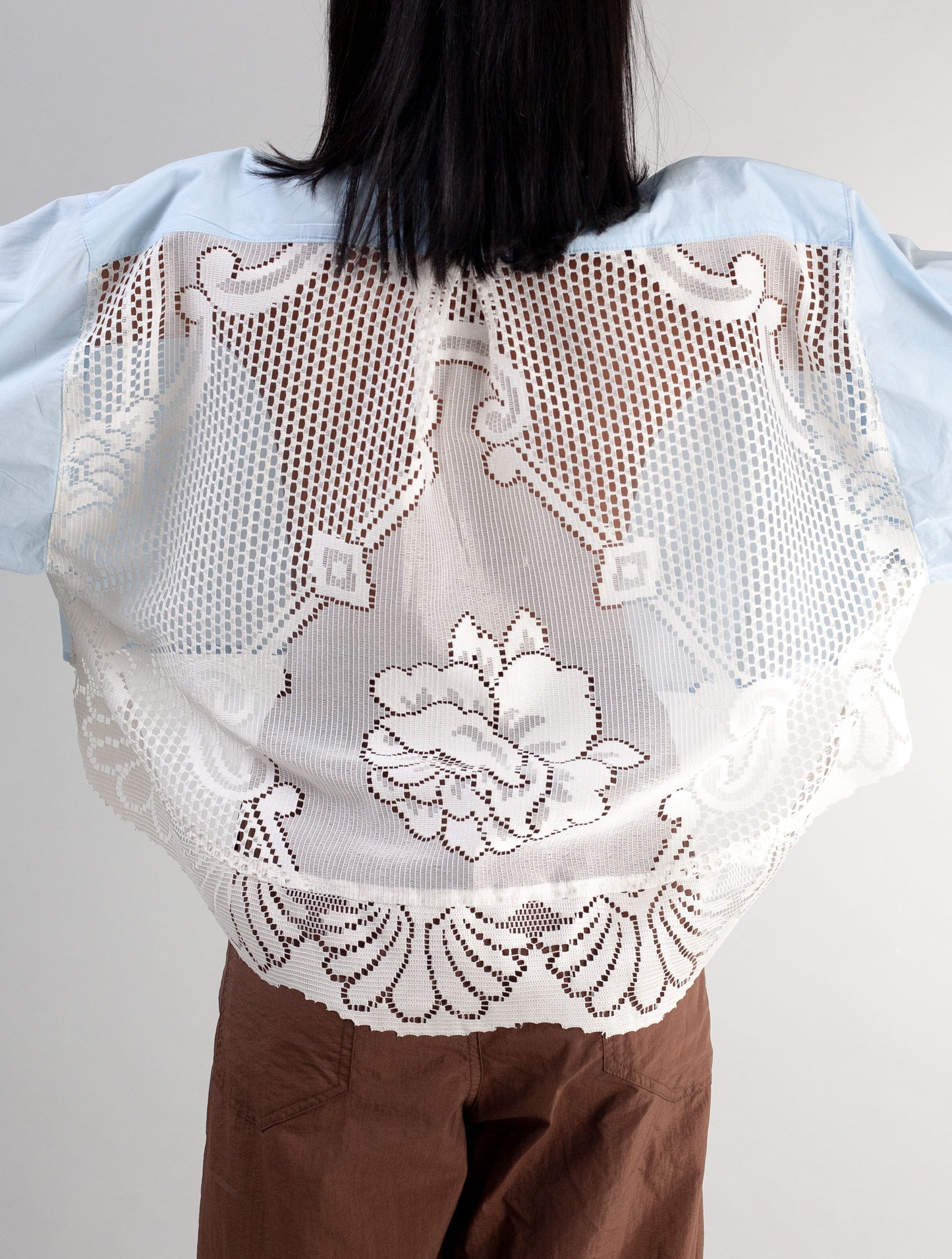 Cropped Shirt (Baby blue poplin and Lace 