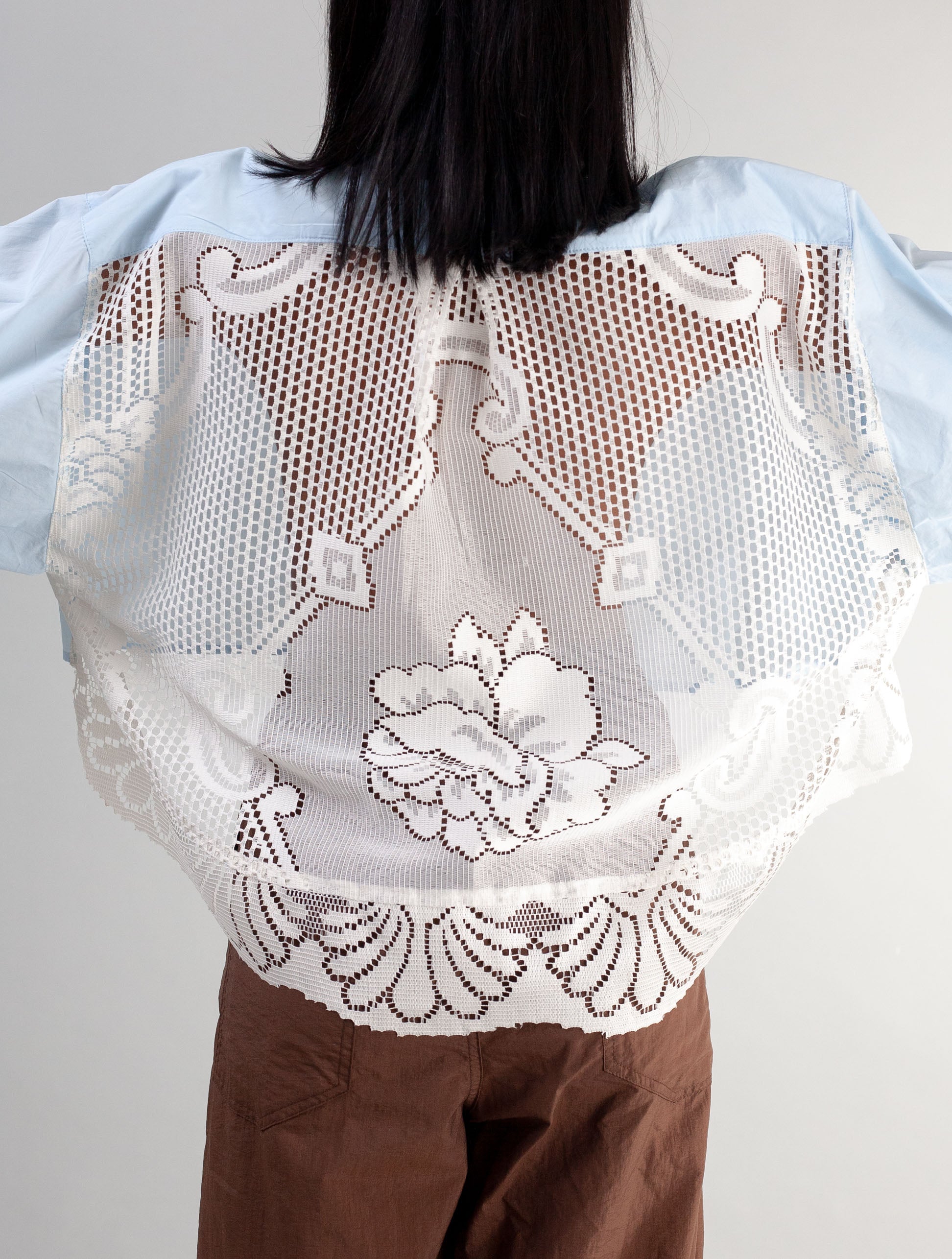 Cropped Shirt (Baby blue poplin and Lace 