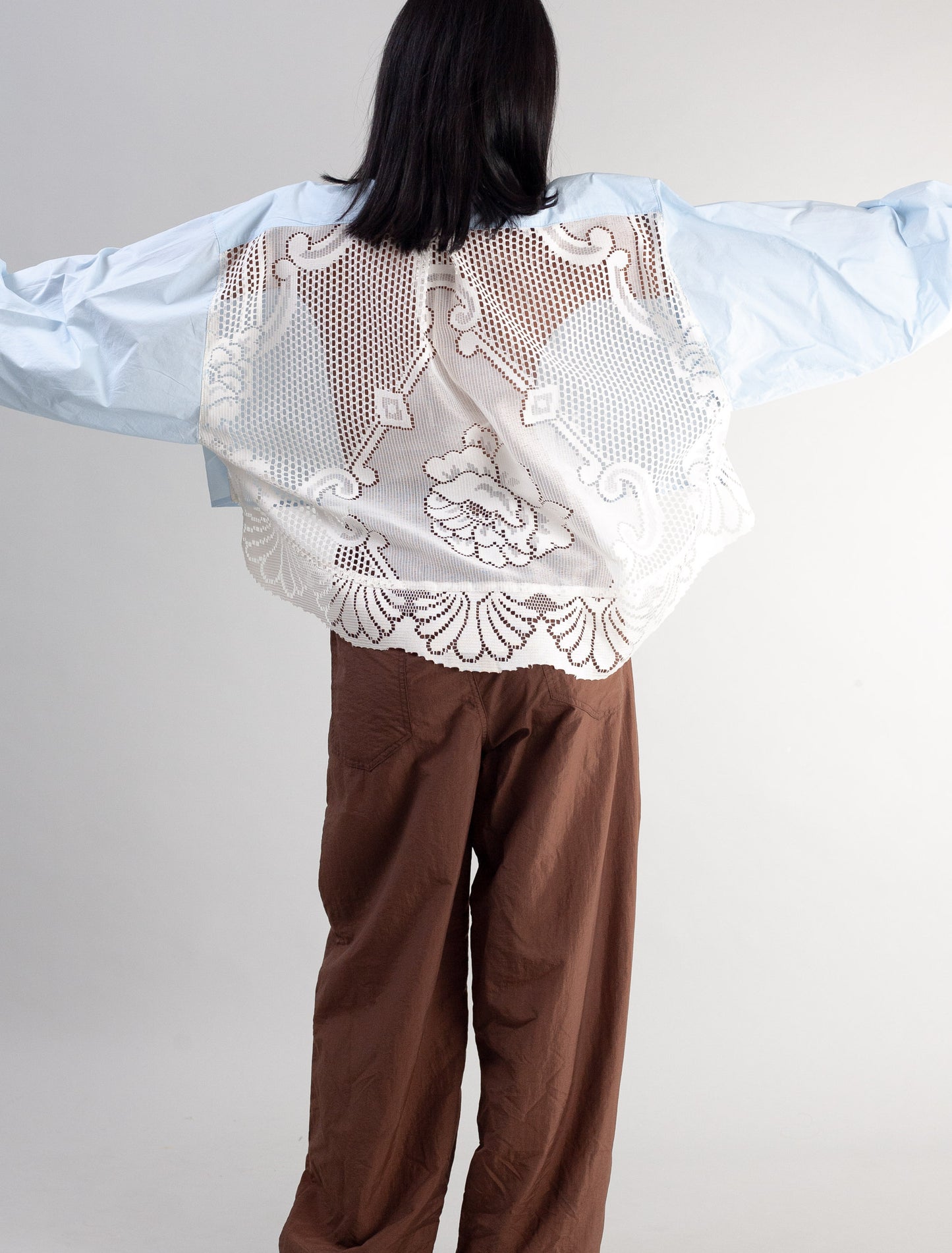 Cropped Shirt (Baby blue poplin and Lace )