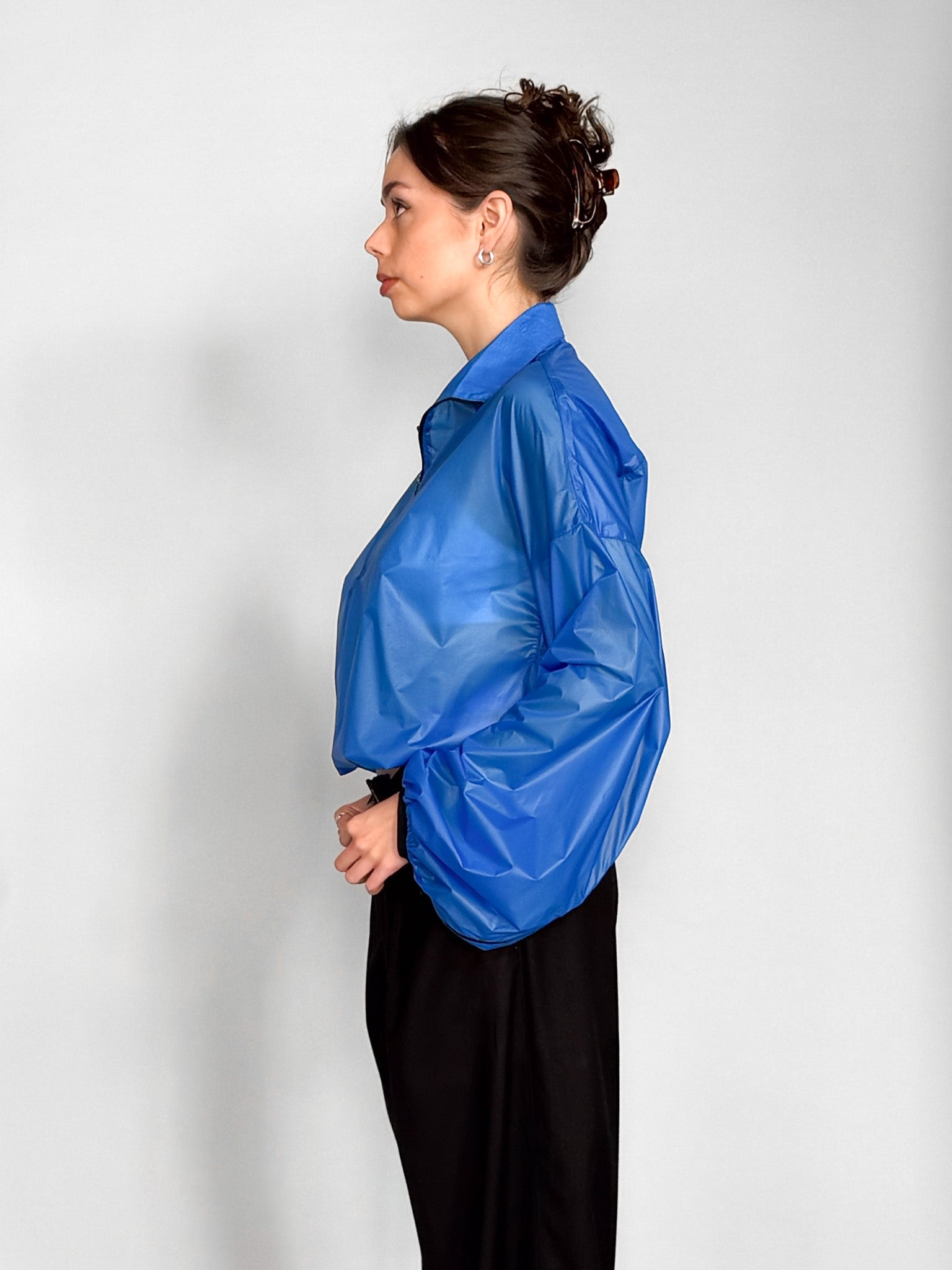 blue asia top in technical fabric