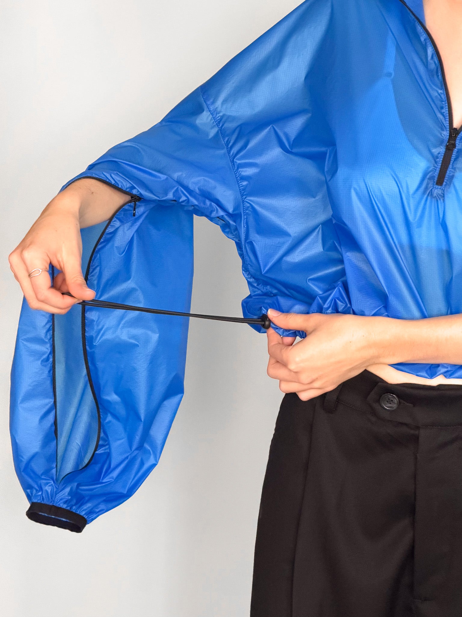 blue asia top in technical fabric